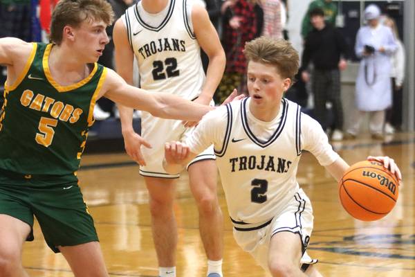 AJ Berndt’s career night lifts Cary-Grove