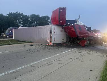 I-80 traffic in Grundy County snarled by semitrailer crash