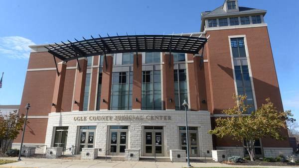 Rochelle teen accused of shooting at vehicle makes court appearance