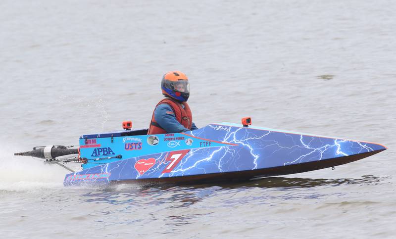 Joseph Perez of Spring Valley races in the 125cc runabout during the The US Title Series (USTS) Pro National Championship Boat Races on Friday, July 25, 2025 in DePue.