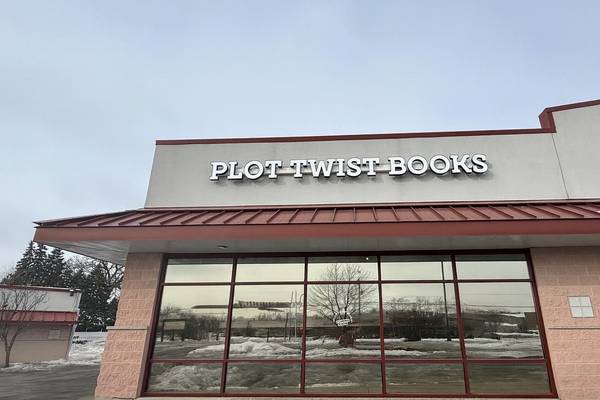 Plot Twist Books, new independent bookstore, opens in Lockport 