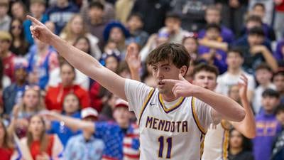 Mendota starts strong, hands Newman first loss in convincing fashion