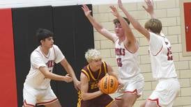 Photos: Oregon wins opener at 64th Forreston Holiday Tournament