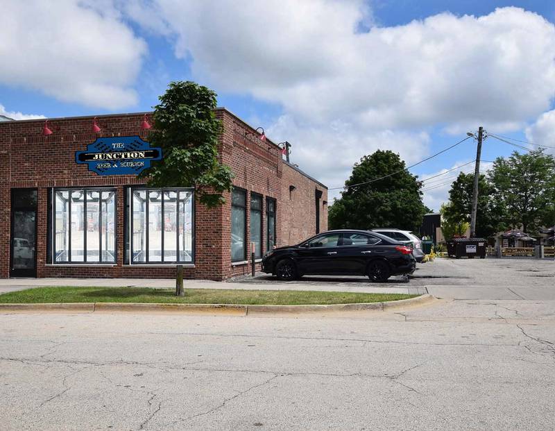 A new railroad-themed bar and restaurant, The Junction, is planned for 88 Railroad St. in Crystal Lake.