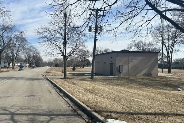 Minooka students partner with village on mural project for downtown building