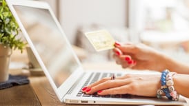 Illinois attorney general warns shoppers of scams as holiday shopping season begins