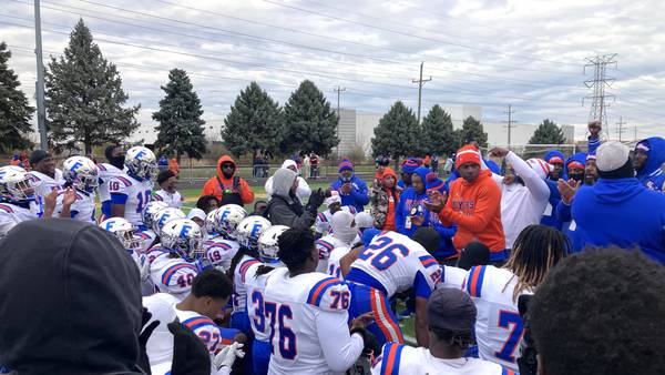 East St. Louis dominates St. Laurence 50-7, heads to 6A state title game