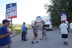 Teamsters strike at Republic Services disrupts trash pickup in La Salle County
