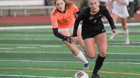 Girls Soccer: Grace Williams scores in St. Charles East debut, sparks win over Fremd