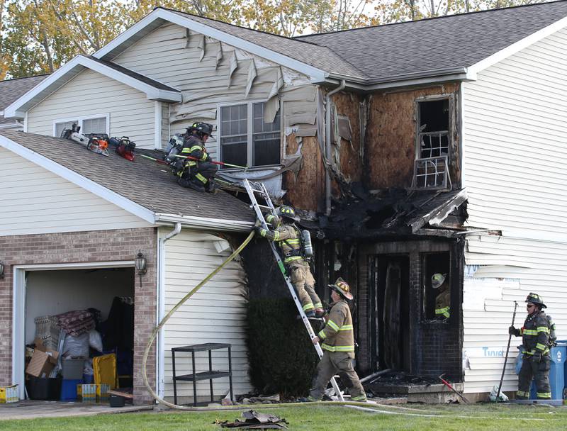 Oglesby, Peru Tonica and Utica fire departments respond to a fire at a duplex home in the 200 block of Sunset Boulevard on Tuesday, Oct. 24, 2023 in Oglesby. Two occupants were evacuated safely from the residence. The fire happened shortly after 11a.m. It was extinguished about an hour later.