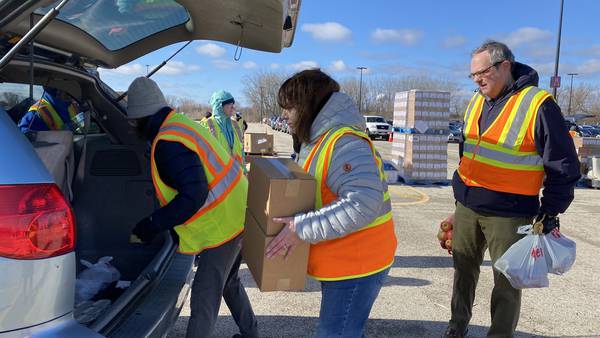 Northern Illinois Food Bank sees 25% increase in need, higher than during pandemic, this holiday season