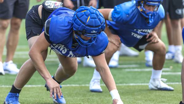 Photos: Lyons football takes to the practice field