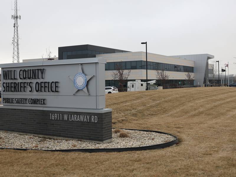 2 Chicago men charged in Homer Glen home invasion