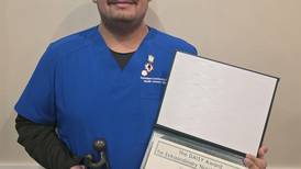 Kankakee Community College graduate honored with DAISY Award for compassionate patient care 