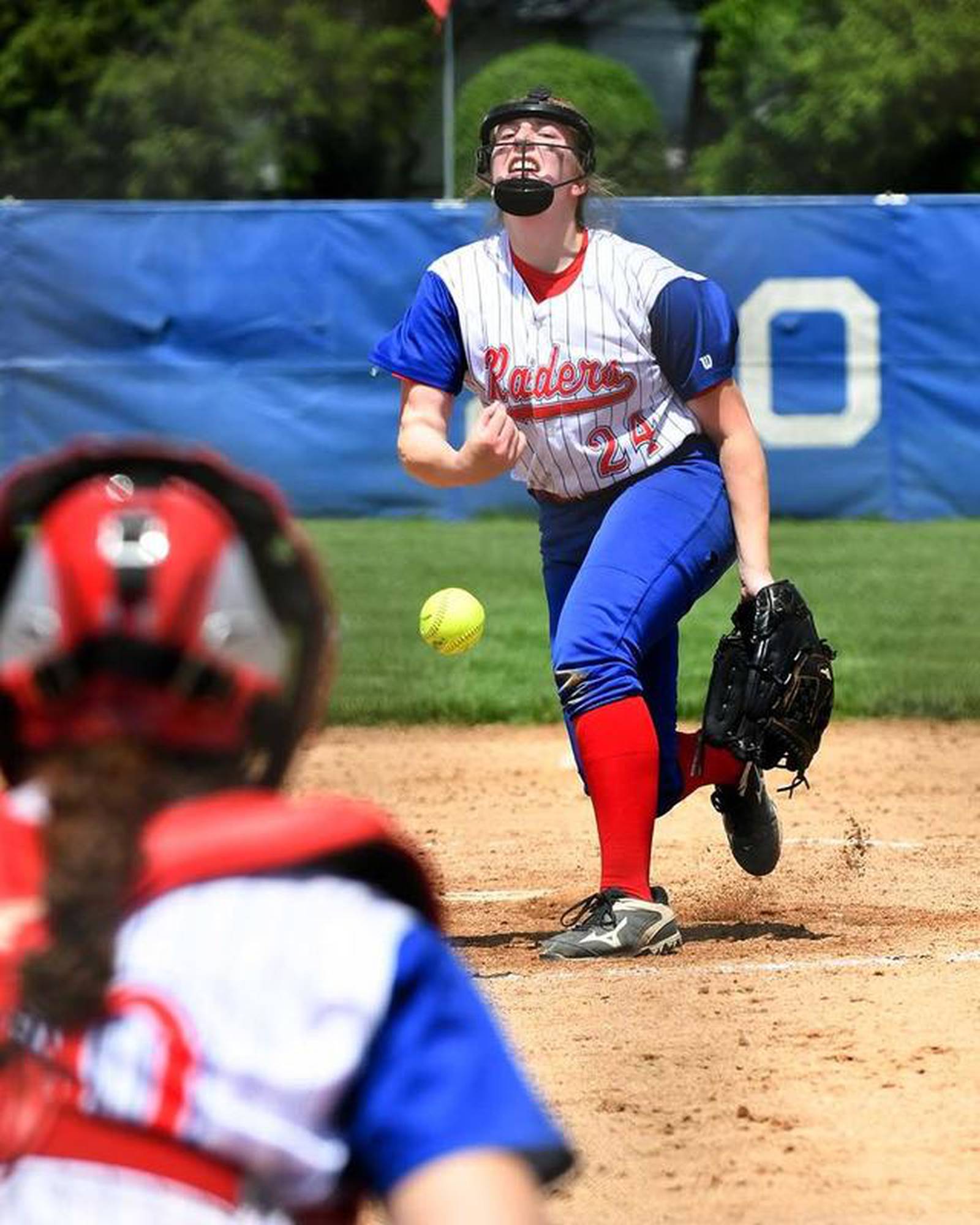 High school softball Glenbard South continues regional title streak