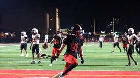 Lincoln-Way Central holds on for 28-20 win over Bradley-Bourbonnais