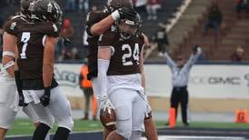 IHSA playoffs: Semifinal scores, championship matchups across the Herald-News area