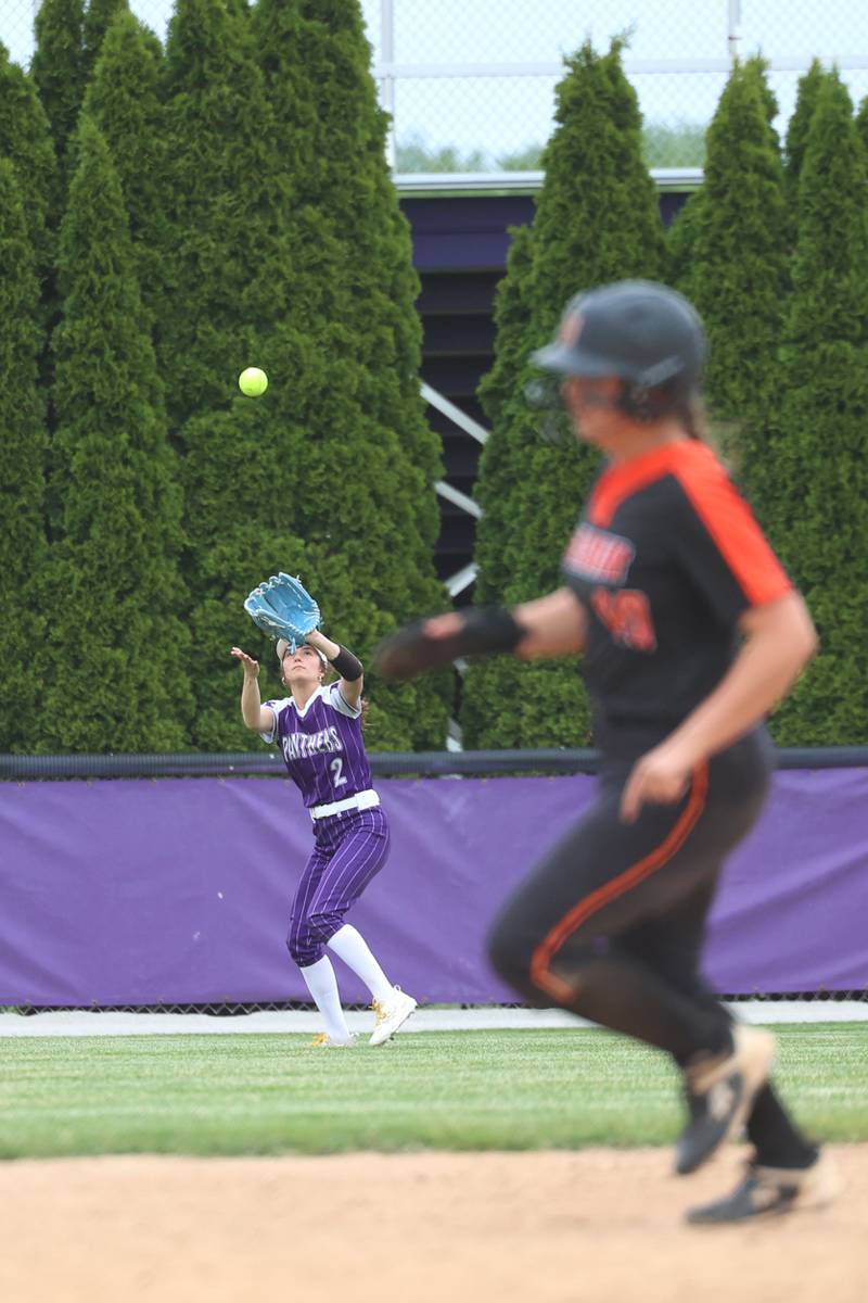 Manteno's Lanie Young catches a fly ball in the outfield during Beecher's 14-6 victory over Manteno in the Class 2A Manteno Regional championship on Friday, May 22, 2026.