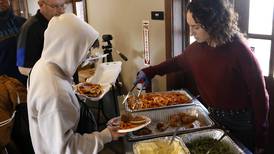 Photos: Warp Corps and MBI Cares Thanksgiving Luncheon in Woodstock