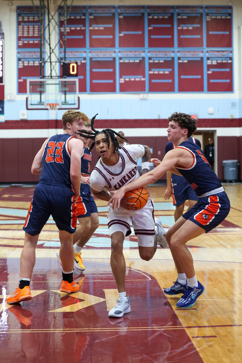 Kankakee's Lincoln Williams drives through the lane during the Kays' 74-60 victory over Mahomet-Seymour on Tuesday, Dec. 2, 2025.