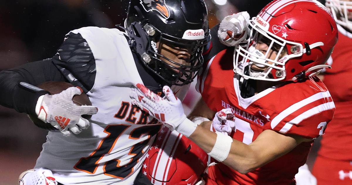 Photos DeKalb football travels east for a DVC game with Naperville