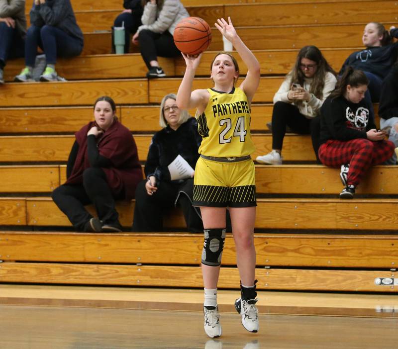 Putnam County's Gracie Ciucci shoots a wide-open shot over Roanoke Benson during the Tri-County Conference Tournament on Tuesday, Jan. 17, 2023 at Midland High School.