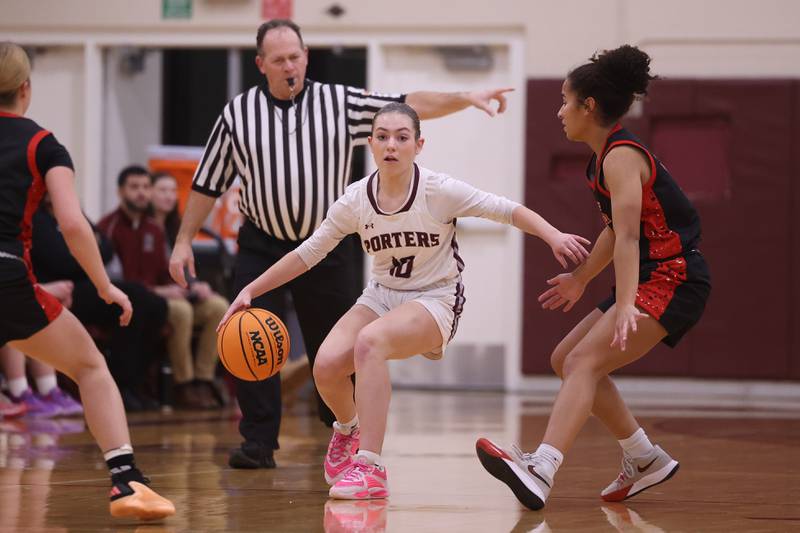 Lockport’s Rowan McCarter works the ball midcourt against Bradley-Bourbonnais on Thursday, Jan 16, 2025 in Lockport.