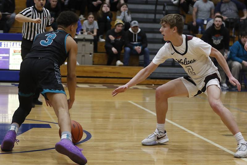 Photos Prairie Ridge vs. Woodstock North in a IHSA Class 3A boys basketball regional boys