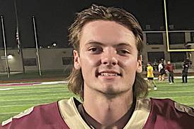 Morris offensive, defensive lines overwhelm Richmond-Burton in 35-7 win
