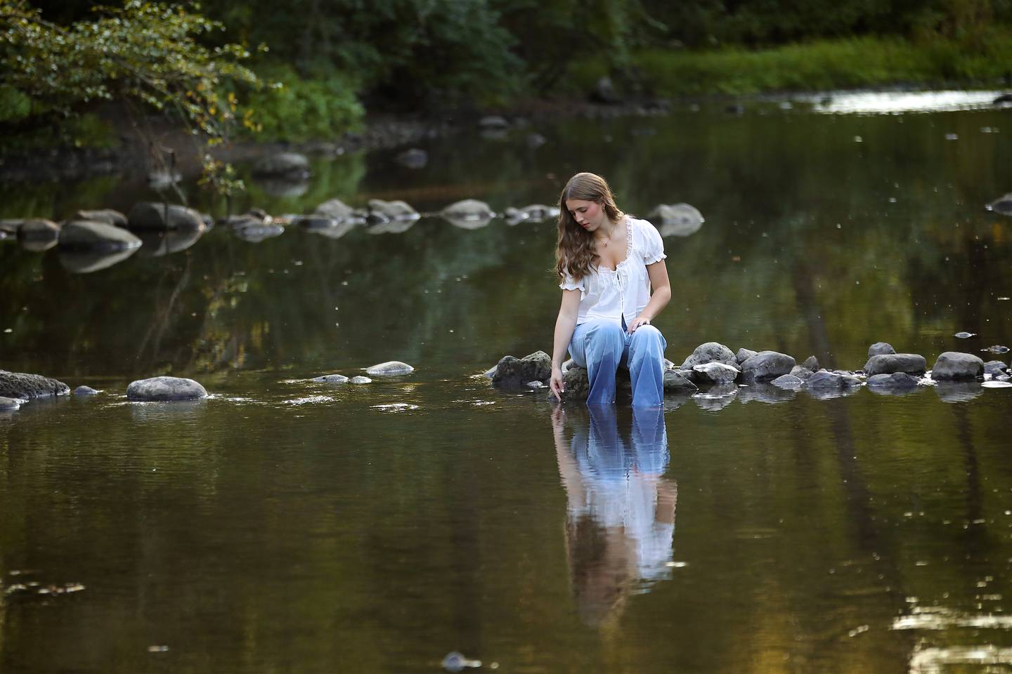 This time of year, Kim Byrne of KimberleeB Photography has a calendar packed with photo sessions for seniors, capturing their smiles, bright eyes and colorful fashions.