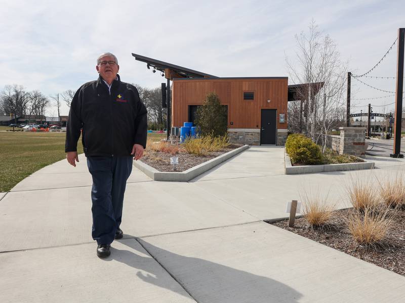 Paul Schore looks back on 28-year career as Bourbonnais trustee, mayor