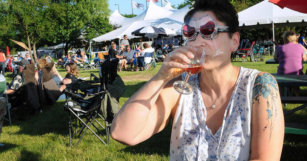 PHOTO Raise a glass to Ottawa 2 Rivers Wine Fest this weekend Shaw Local