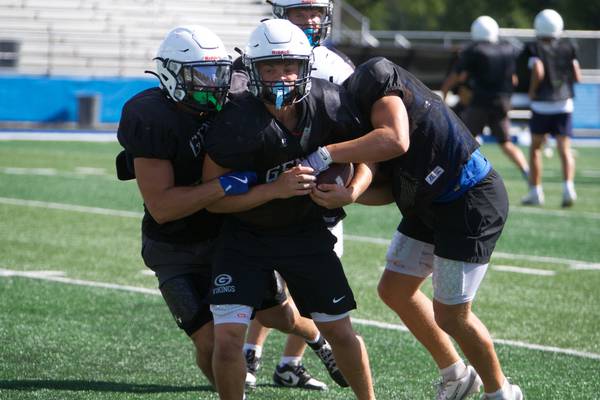 Photos: Geneva football takes to the practice field