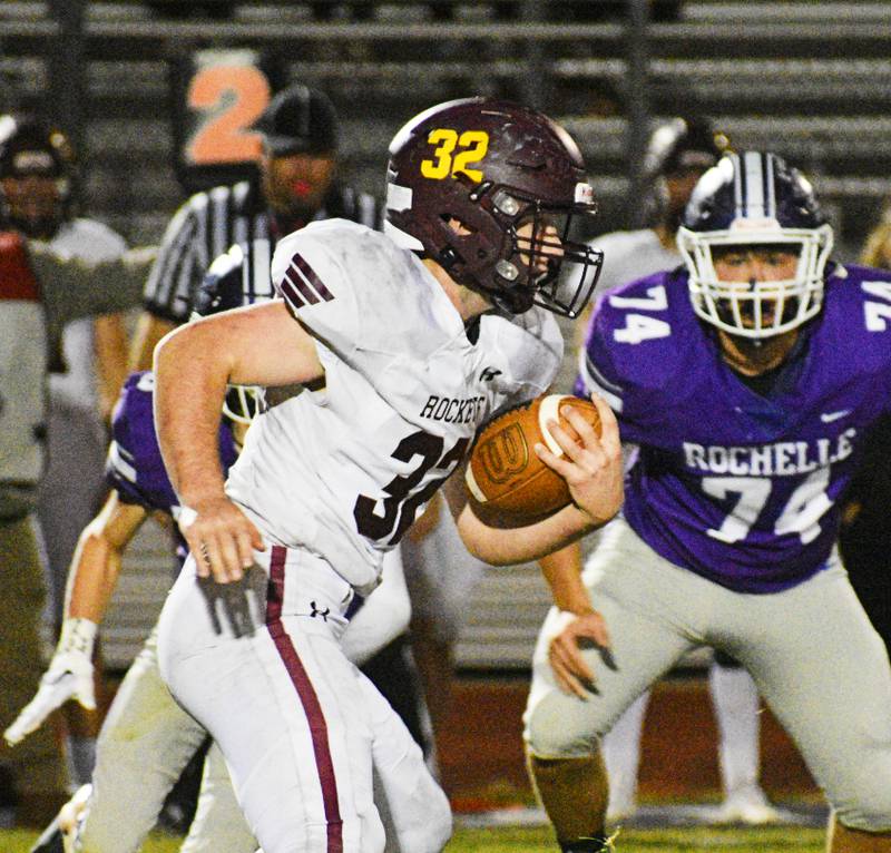Running back Steven Siegel rushed for 193 yards and five touchdowns as Richmond-Burton defeated Rochelle 41-20 on Friday.