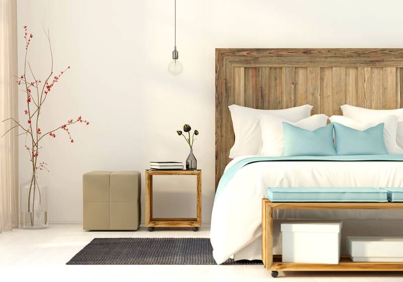 Verlo Mattress Factory - Trendy low bed or traditional tall bed?