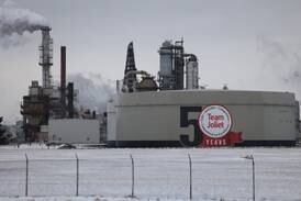 Environmental study points to Joliet, Lemont refineries as top water polluters