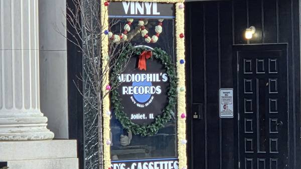 Photos: Downtown Joliet dressed up in holiday style 