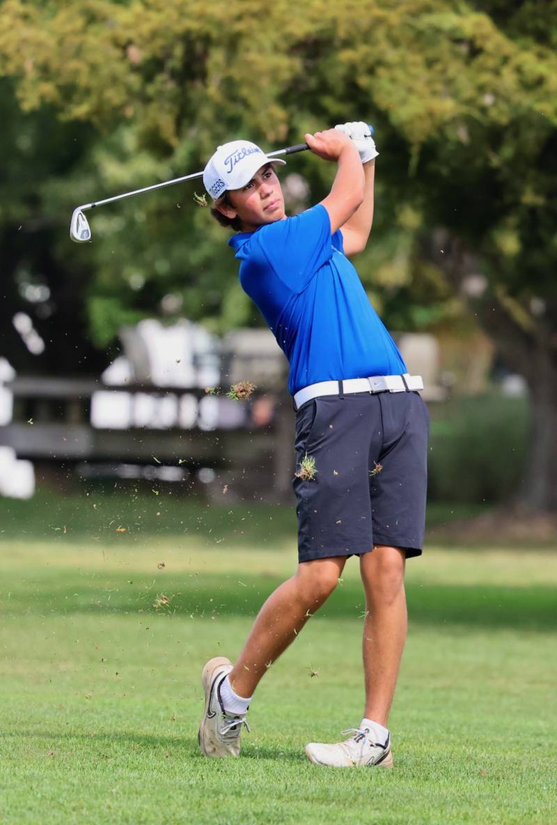 Princeton's Cayden Benavidez watches his shot during the Three Rivers Conference Tournament on Tuesday, Sept. 23, 2025 at Chapel Hill Golf Course in Princeton.