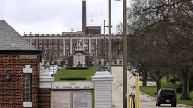Inmate from Stateville Correctional Center in Crest Hill dies at hospital