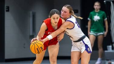 Pressure defense, quick start leads Serena to season-opening win over Streator