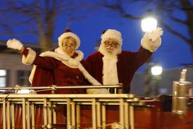 Photos: Woodstock Lighting of the Square 2025