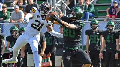 Glenbard West’s Brady Johnson, son of a Rose Bowl co-captain, commits to dad’s alma mater Northwestern