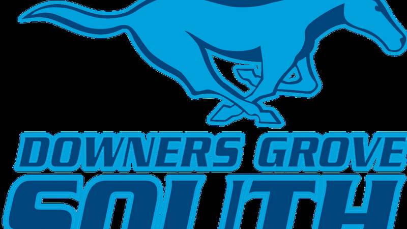 Niko Kokosioulis scores five TDs, leads Maine South past Downers Grove South in Class 8A first-round game