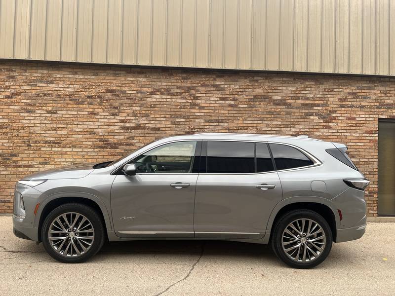 The 2025 Buick Enclave Avenir.