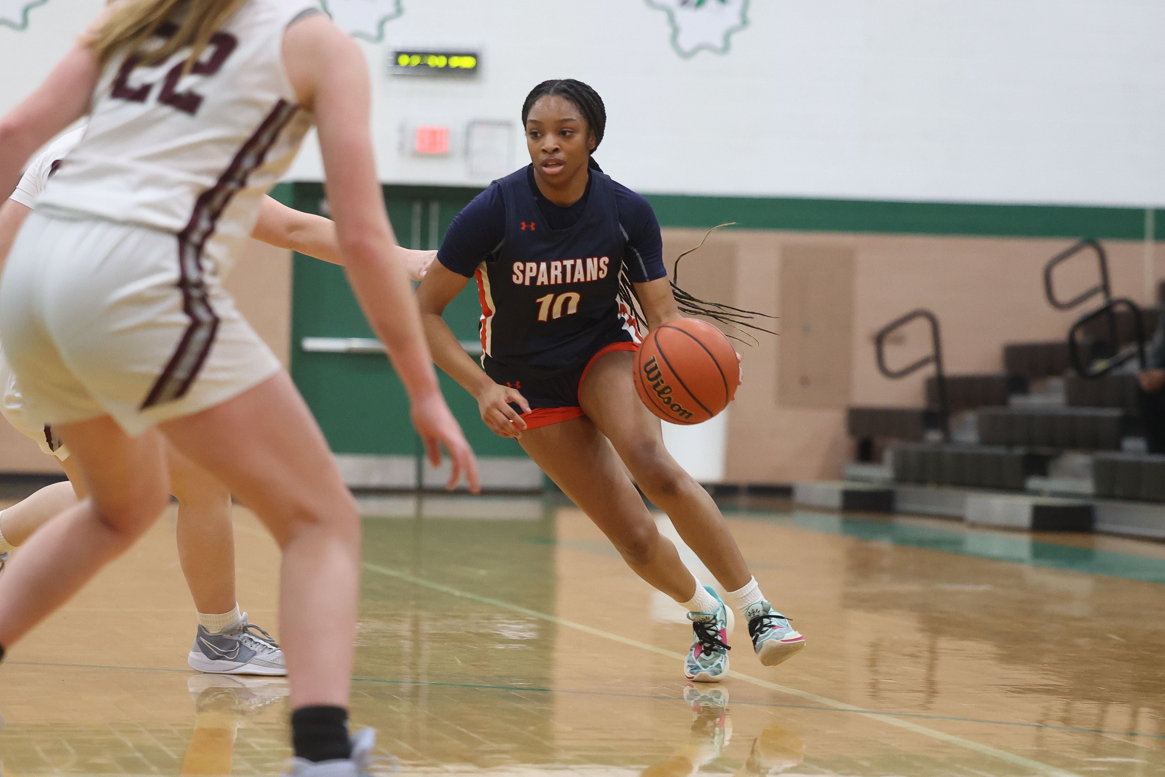 Romeoville’s Jaylen Zachary works the ball against Lockport in the Oak Lawn Holiday Tournament championship on Saturday, Dec.16th in Oak Lawn.