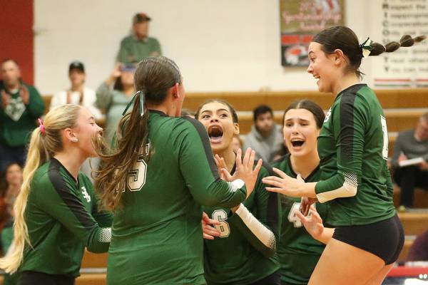 Photos: St. Bede volleyball stuns Henry-Senachwine in thrilling upset