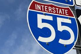 2 people killed on I-55 crash Sunday in Lemont