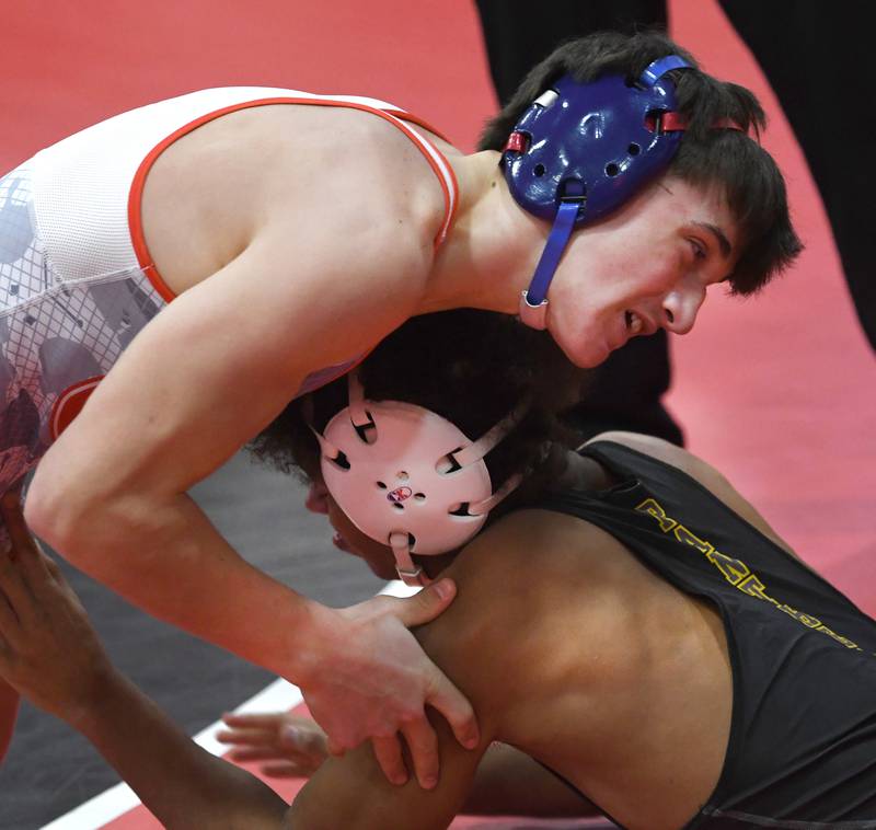 Oregon's Nelson Benesh beat Lena-Winslow's Mauricio Glass to take win the 138-pound championship match at the 1A Stillman Valley Regional on Saturday, Jan. 31, 2026.