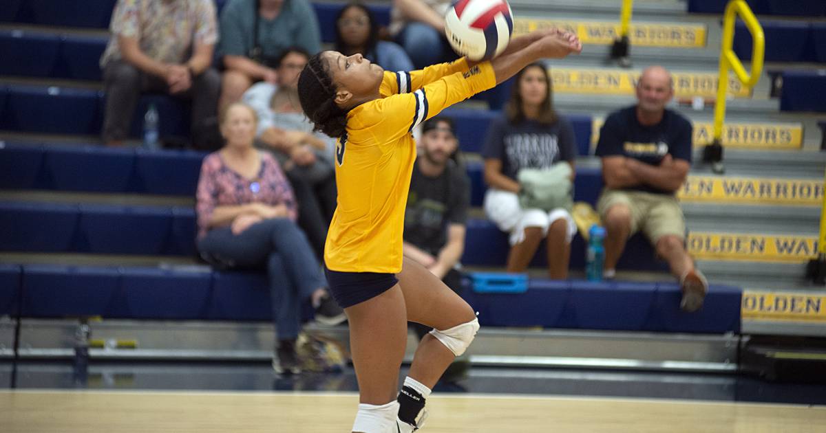 Photos Sterling vs Galesburg volleyball Shaw Local