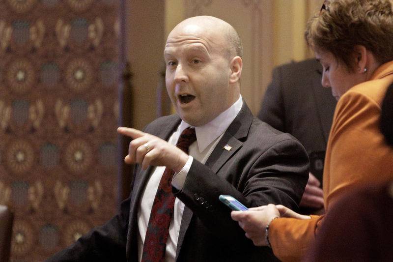 Sen. Thomas Cullerton, D-Villa Park, speaks to lawmakers Dec. 7, 2015, while on the Senate floor during session at the state Capitol in Springfield.